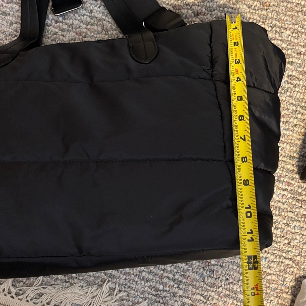 Black Quilted Dog Tote Bag - Small Dog 15 lbs under EUC - Picture 5 of 6